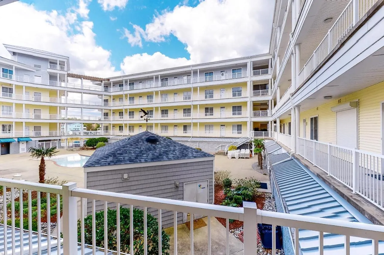 The Sandbridge Dunes - Salty Mermaid 110 Virginia Beach Apartment