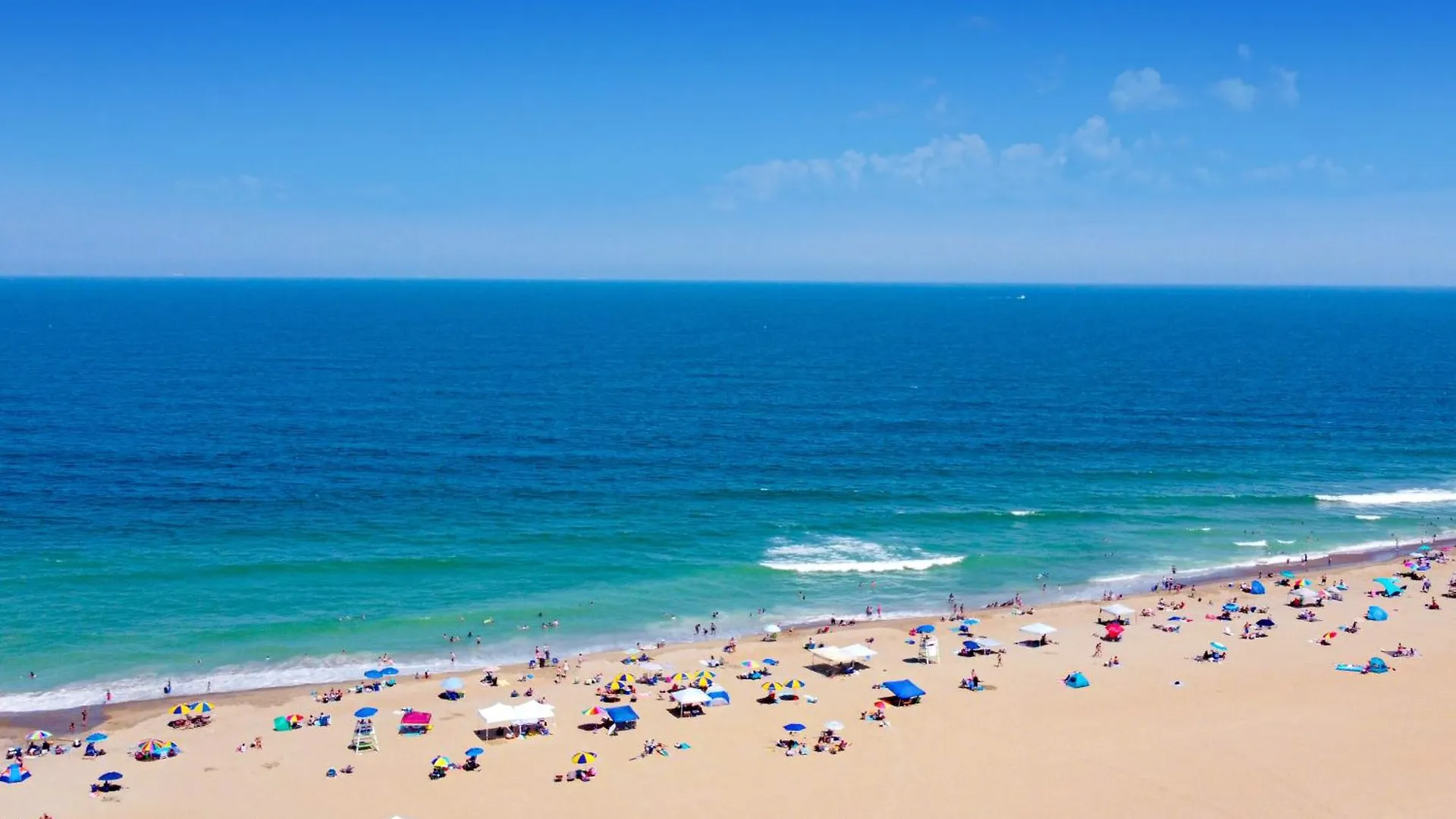 The Sandbridge Dunes - Salty Mermaid 110 Virginia Beach USA